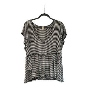 Sew in Love Black White Asymmetrical Ruffled V Neck Tee Short Sleeve Top XL